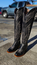 Load image into Gallery viewer, 04 Botas altas Estilo Leti 😍👌🥰JR