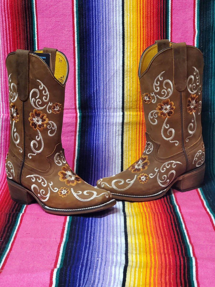 Bota de Dama Rodeo Puntal Roja con Bordado - La Sierra
