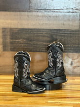 Load image into Gallery viewer, Bota de niño( PESCADO)