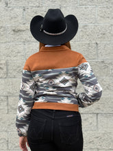 Load image into Gallery viewer, Chamarra ARIAT