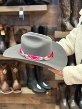 Load image into Gallery viewer, TOQUILLAS PARA SOMBREROS