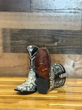 Load image into Gallery viewer, Bota de niño(PYTHON)