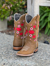 Cargar imagen en el visor de la galería, 0001 Est Estela tan in roses 🔥 women boots square toe