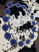 Load image into Gallery viewer, Royal blue chain belt