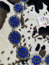 Load image into Gallery viewer, Royal blue chain belt