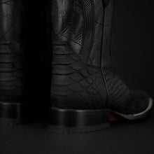Load image into Gallery viewer, 068 Man Rodeo black boots 🔥 python leather print