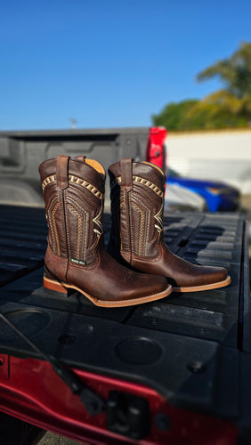 0002 Man rodeo boots Estilo Luis color cafe