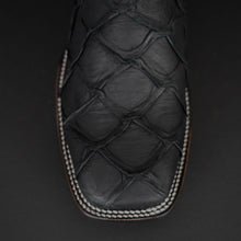 Load image into Gallery viewer, 067 Man Rodeo black boots 🔥 pirulucu leather print