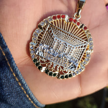 Cargar imagen en el visor de la galería, 14k plated gold pendant