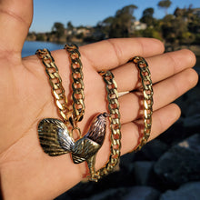 Cargar imagen en el visor de la galería, 18k plated gold cuban chain and pendant gallo