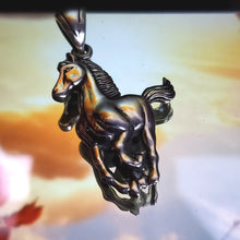 Cargar imagen en el visor de la galería, 0043  real silver 925 pendant Caballo / horse