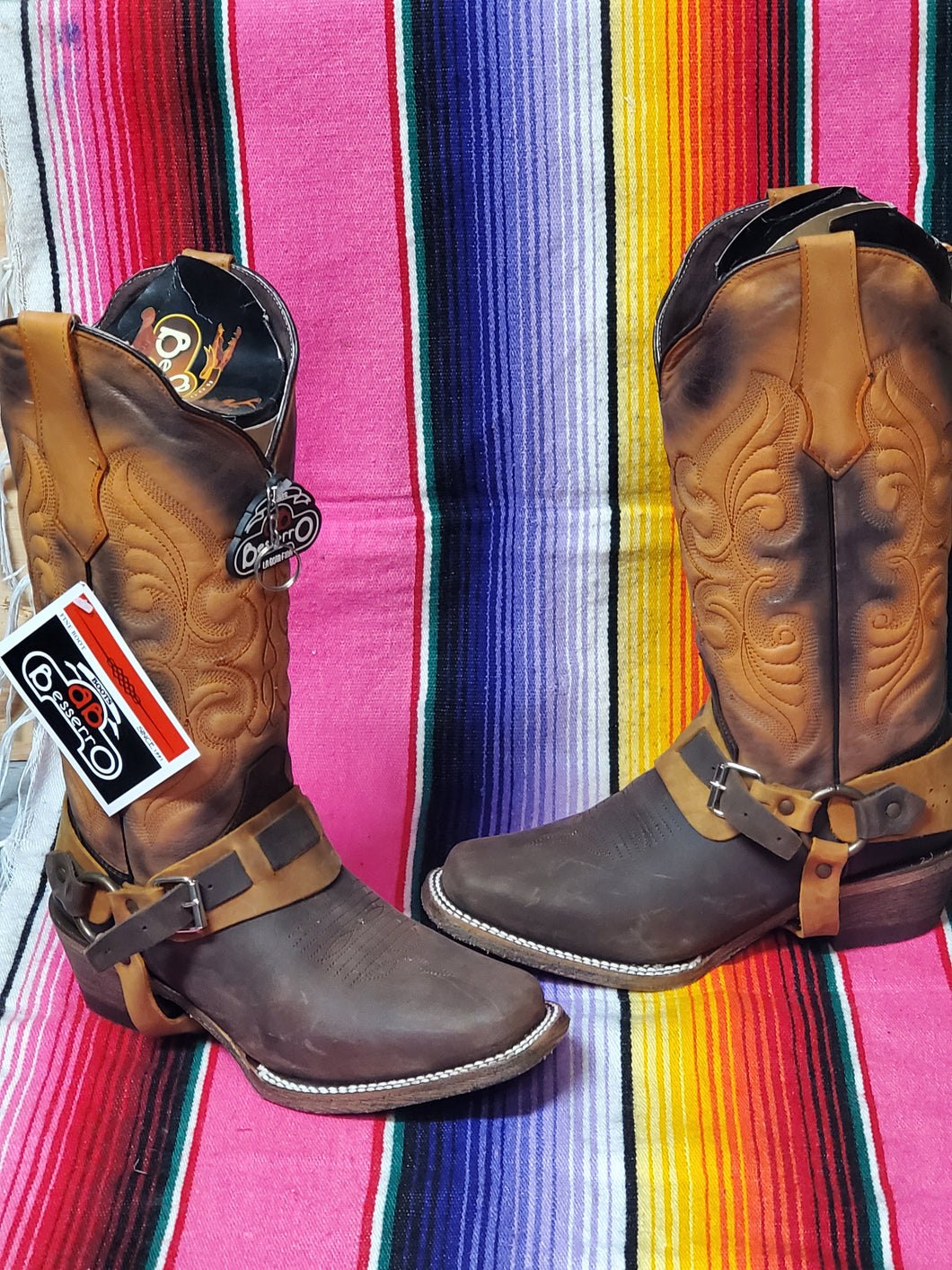 Bota de mujer con herraje