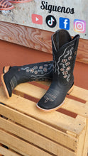 Load image into Gallery viewer, 00045 Est Andrea woman black Rodeo Boots 😍  CP wide squre toe