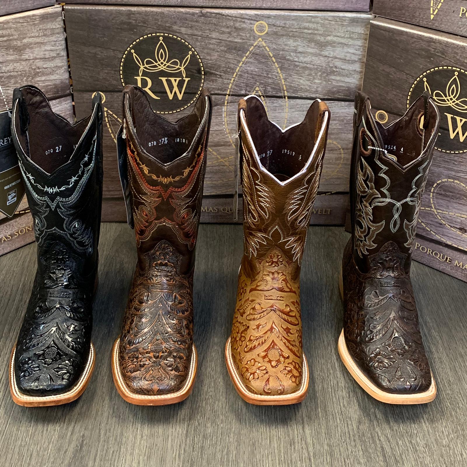 Boots for discount men mexican
