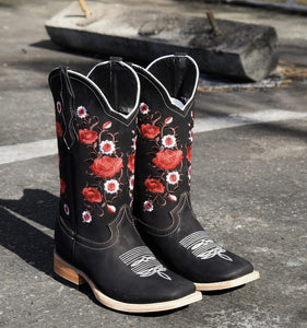 0002 Est Estela black in roses 🔥 women boots square toe