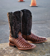 Cargar imagen en el visor de la galería, Man Rodeo boots 🔥 cocrodile leather print 2