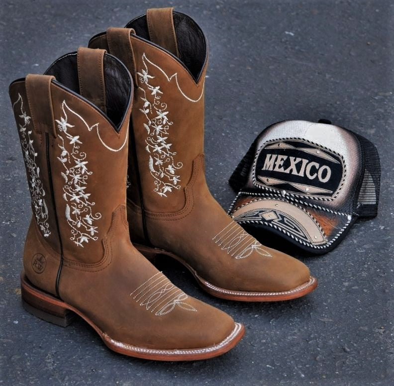 00 Tania rodeo women boots short boots 😍
