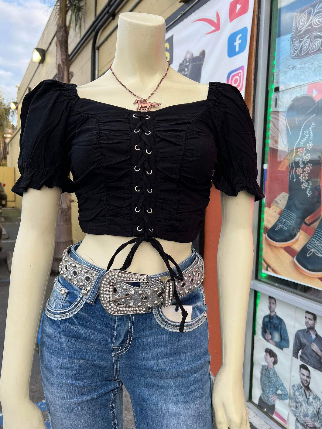 Chinita Black Top