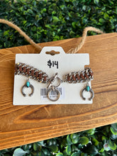 Load image into Gallery viewer, Charm Bracelet