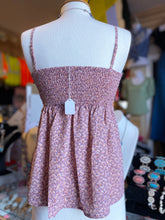 Load image into Gallery viewer, Front tie &amp; button down tank top