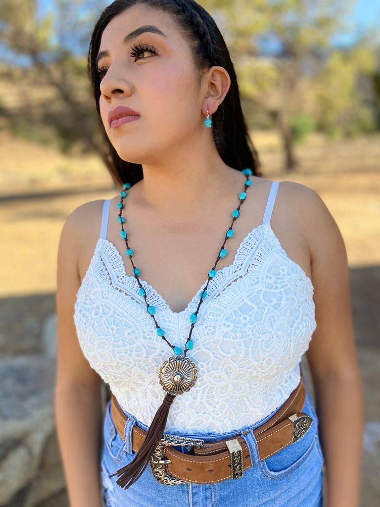 “Chulis”Necklace and Earrings Set