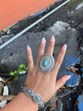 Load image into Gallery viewer, Silver-turquoise ring