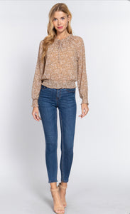 LONG SLV SMOCKED PRINT WOMEN TOP