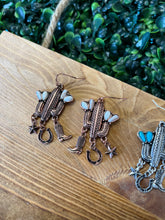 Load image into Gallery viewer, Cactus 🌵 Earrings