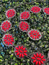 Load image into Gallery viewer, Red flower chain belt