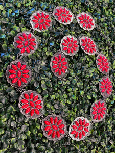 Red flower chain belt