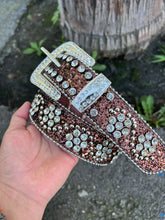 Load image into Gallery viewer, Rhinestone Western Belt