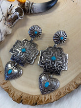 Load image into Gallery viewer, Lucero Earrings
