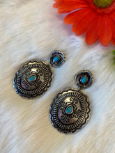 Load image into Gallery viewer, Maura silver-Turquoise Earrings