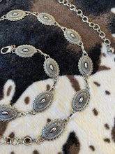 Load image into Gallery viewer, Oval Flower Chain Belt47” long