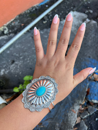 Silver/turquoise bracelet