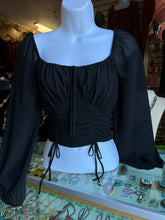 Load image into Gallery viewer, Valeria Top 🖤size small