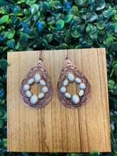 Load image into Gallery viewer, Chinita Earrings