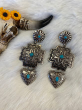 Load image into Gallery viewer, Lucero Earrings
