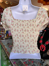 Load image into Gallery viewer, Angela Floral Top size large