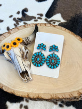 Load image into Gallery viewer, Rosita Earrings