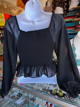 Load image into Gallery viewer, Laurita Long sleeve top size large available
