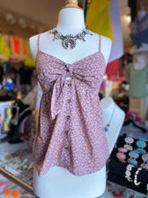 Load image into Gallery viewer, Front tie &amp; button down tank top
