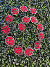 Load image into Gallery viewer, Red flower chain belt