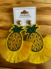 Load image into Gallery viewer, Yellow pineapple 🍍 Earrings
