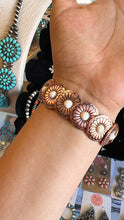 Load image into Gallery viewer, White and Coppertone Bracelet