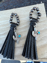 Load image into Gallery viewer, Mayra  Earrings
